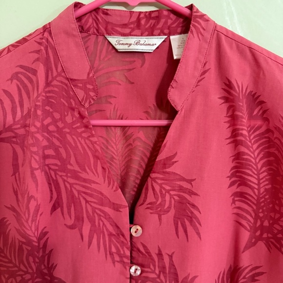 Tommy Bahama Pink lightweight shirt with sheer leaves - Picture 4 of 13